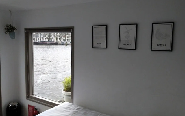 little AMSTEL HouseBoat