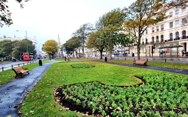 Palmeira Plaza Apartments