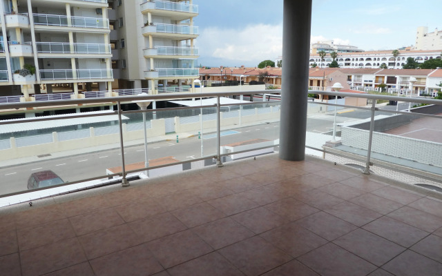 Apartamentos Argenta Caleta 3000