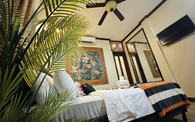 Birdwatchers Beachfront Hotel Panglao