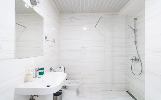 High-End Spacious Apartment next to City Mall