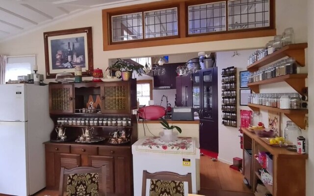 Dovecote House Bed and Breakfast