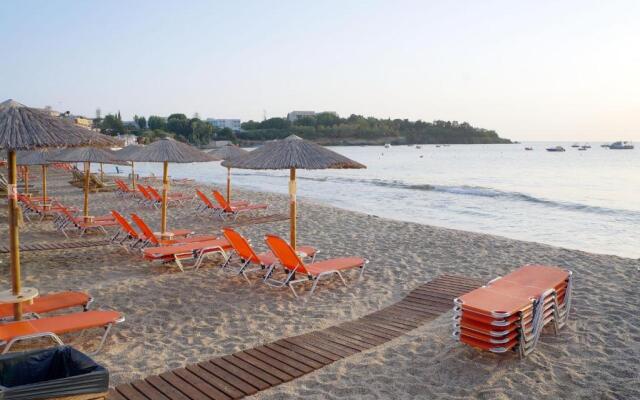 Between 2 beaches - sea breeze suite