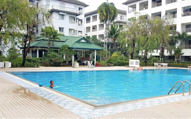 Large 1st Floor Studio Condo at Baan Suan Lalana