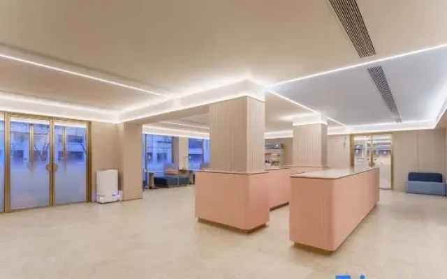 Hanting Hotel (Fuxin Station Wanda Plaza Branch)