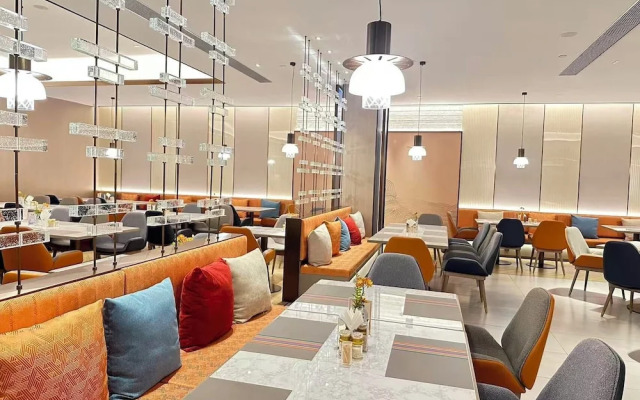 Haiwaihai Baina Hotel