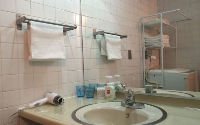 Naniwa Guest House