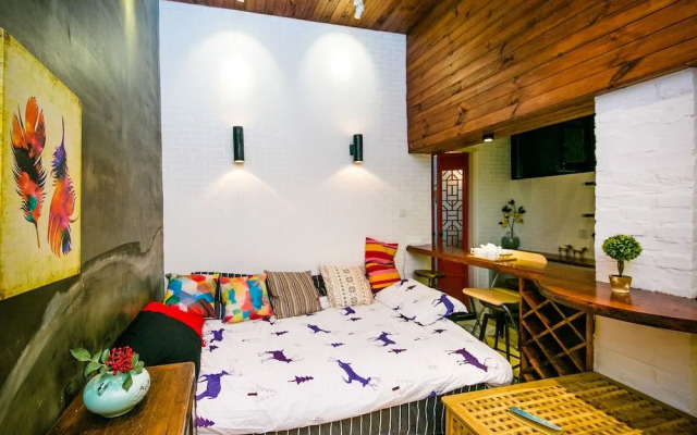 No.5 Chinese Vintage House