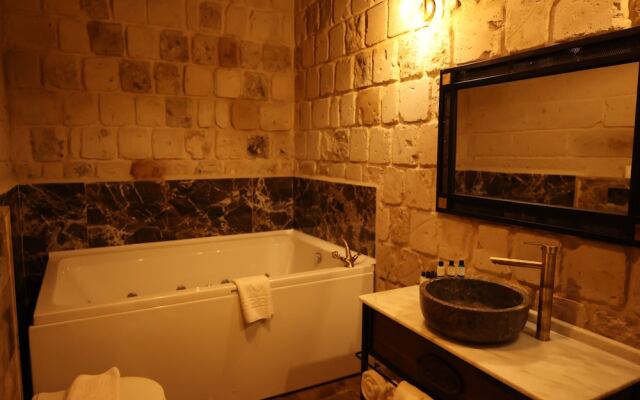 Caverna Hotel Premium Caves