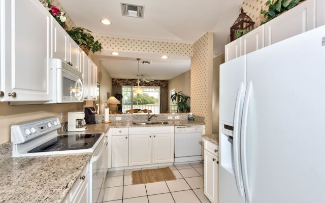 Florencia 3 Bedroom Home by NFVH