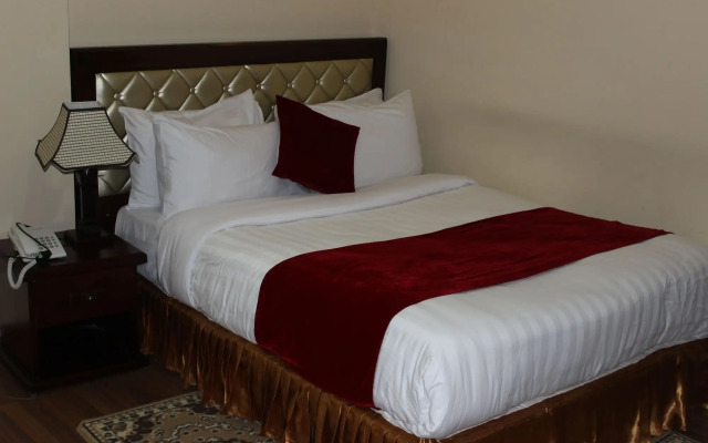Oasis Hotel Apartment
