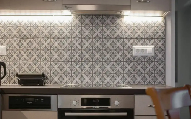 Elegant City Apartment - 250m From Solomos Square