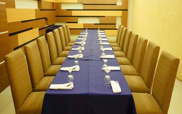 Big 8 Corporate Hotel