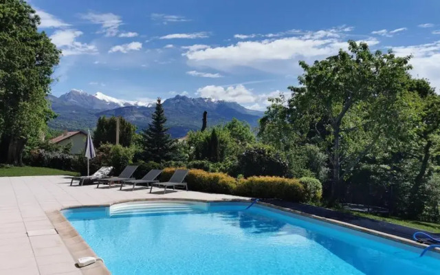 Aux chataigniers alpins