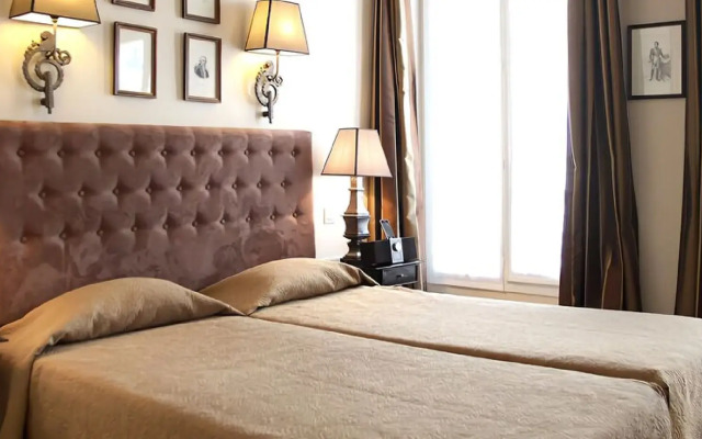 Hotel Saint-Louis en L'Isle - Notre-Dame