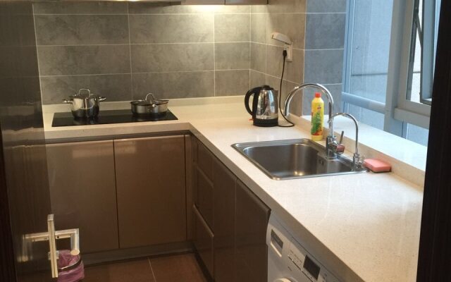 Ri Yue Guang Apartment