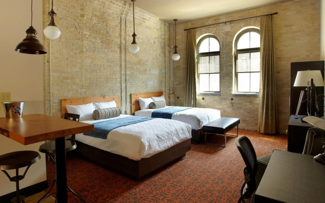 The Brewhouse Inn & Suites