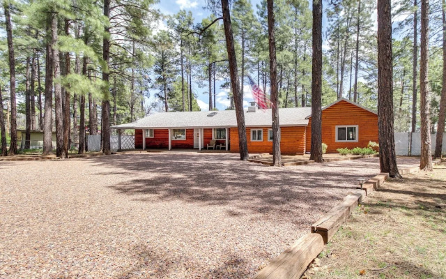 Pinetop-lakeside Cabin, Walk to Woodland Lake Park