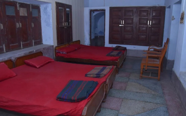 Bhajan Ashram Rishikesh