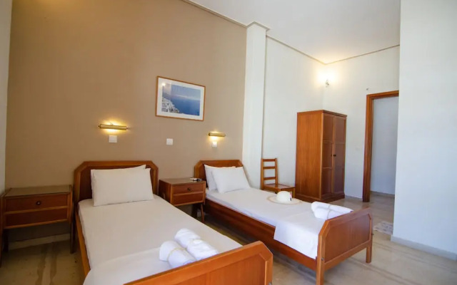 Almira Inn