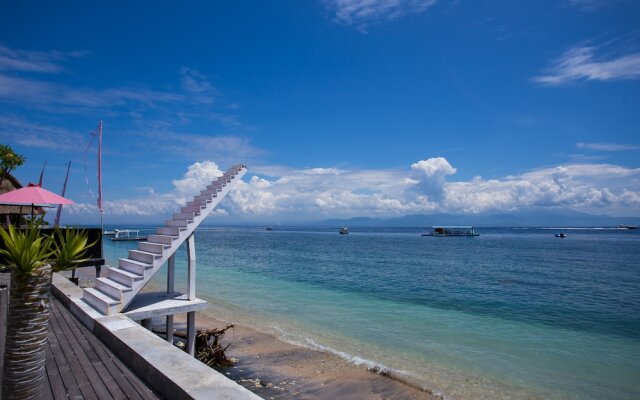 Rijet Villa Beach & Restaurant