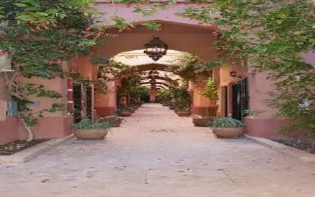 Riad Lalla Zahra