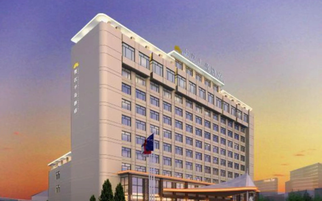 Hejiang Peninsula Hotel