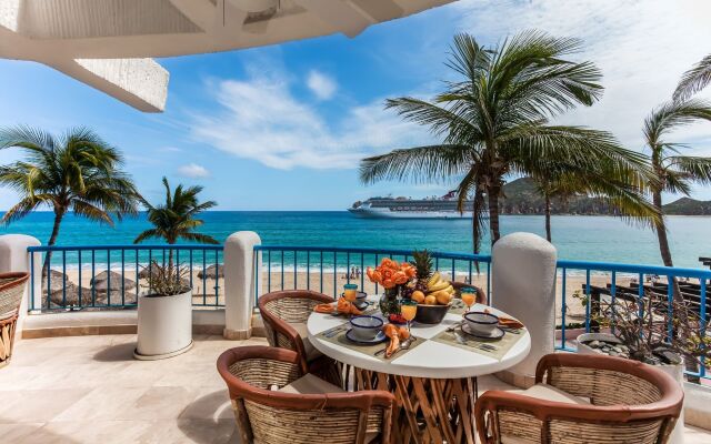 Club Cascadas De Baja