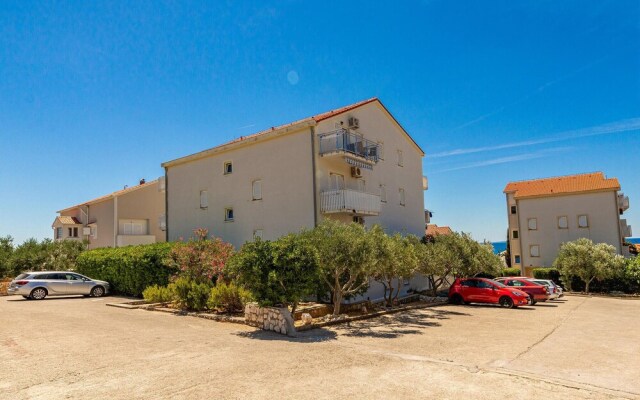 Awesome Apartment in Novalja With Wifi and 1 Bedrooms