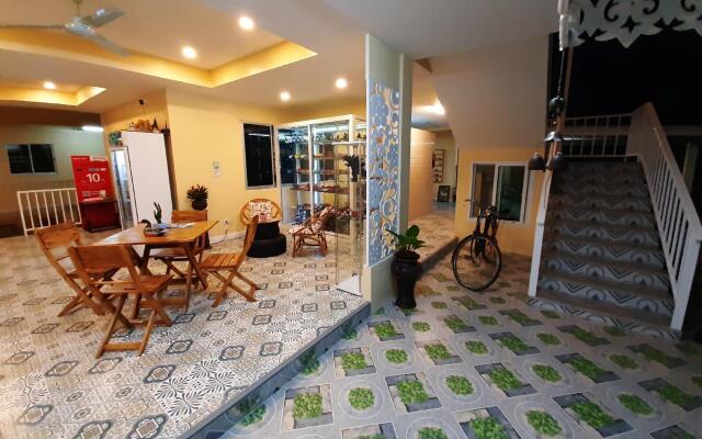 Him Doi House