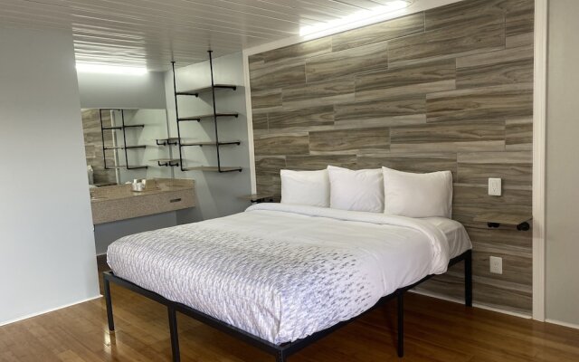 Discovery Inn Macon