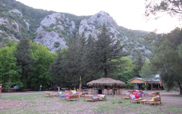 Camp Meeting Point