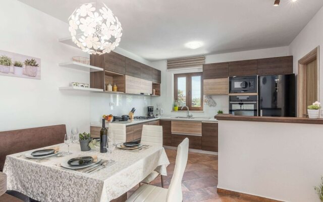 Holiday Home in Brtonigla With Private Pool