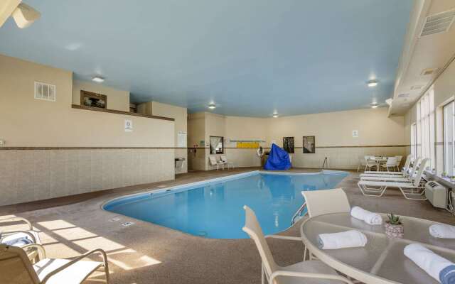 Quality Inn & Suites