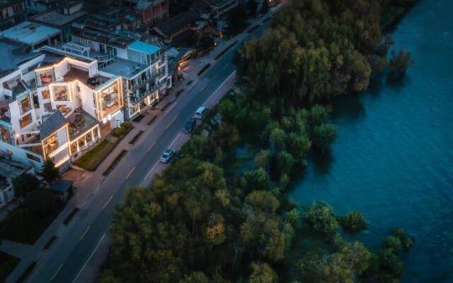 Hujing Seaview Hotel