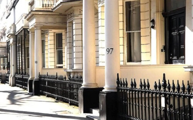 Halpin House - Hostel