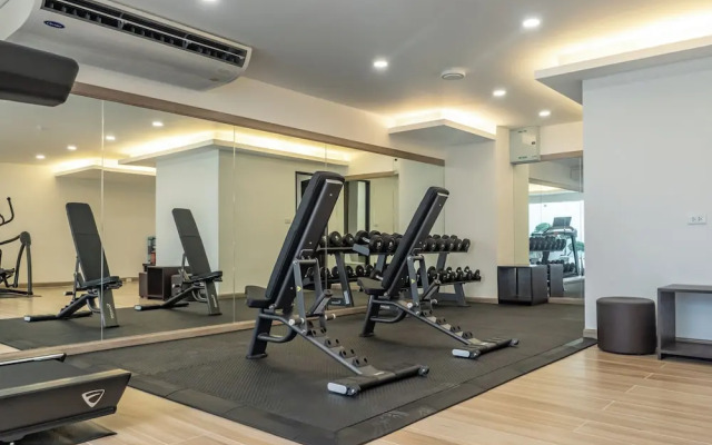 Samutprakarn Hotel