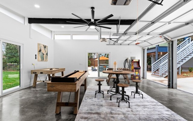 Blue Haven W/game Room, Hot Tub & Optional Boat Rental