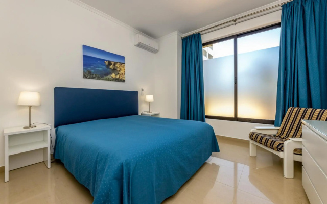 Apartamentos Turísticos Janelas do Mar