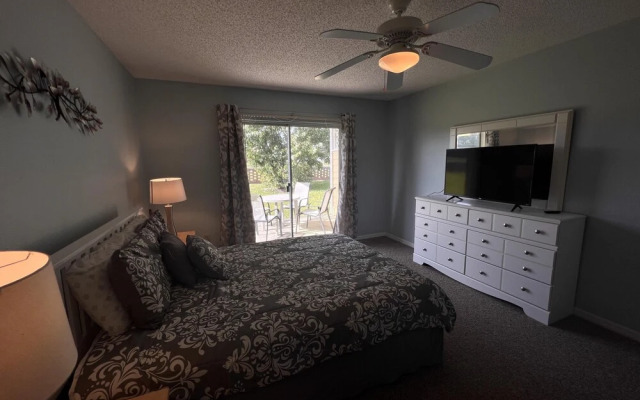 Magical 3 Bed Condo at Sweetwater Club