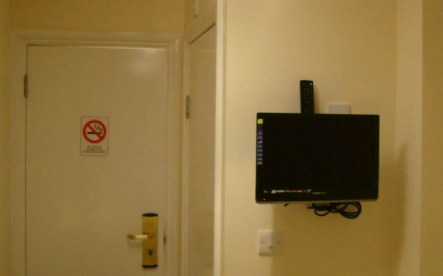 Pearl Hotel London