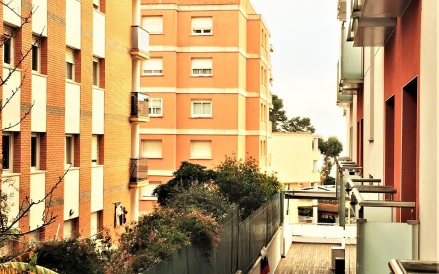 Lloret Beach Apartments