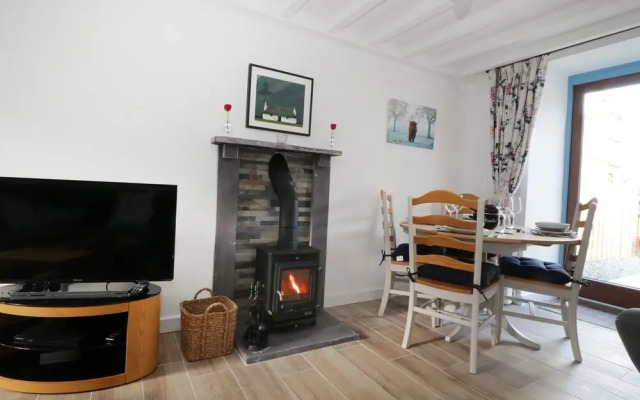10 Llwyn Onn, Llanfairpwllgwyngyll