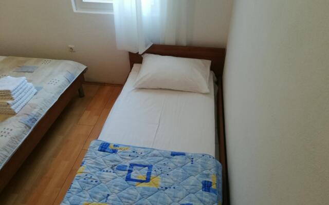 Marijan - sea view - A2(3+2)