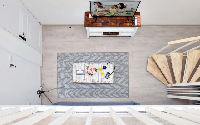 Hide and Seek Boutique Hometel