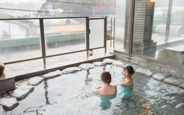 Hamanako Wanwan Paradise Hotel