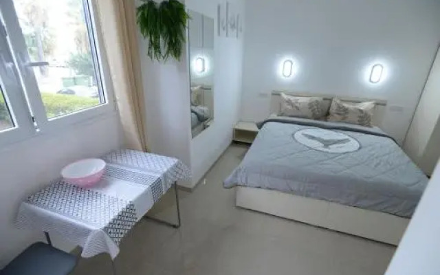 Olga Beach Apartment 28