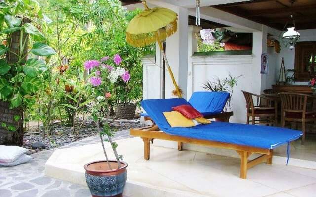 Tejakula Ocean Beach House2bd2baacbreakfast