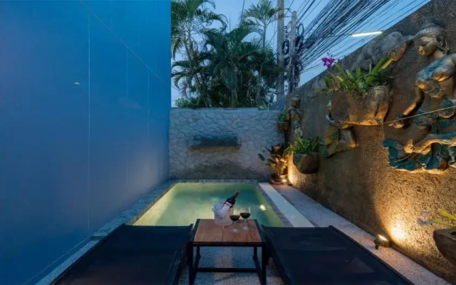 Peace Blue Naiharn Naturist Resort Phuket