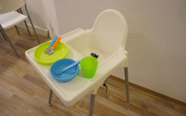 Central 2 bedroom flat for families & calm guests